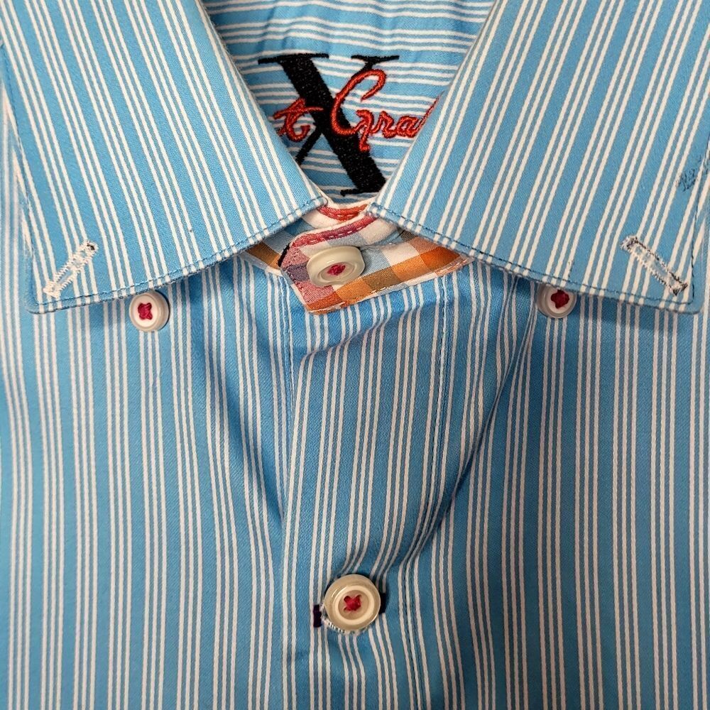 Robert Graham X Collection Striped Flip Cuff Button Down Shirt Size Medium - Picture 5 of 13